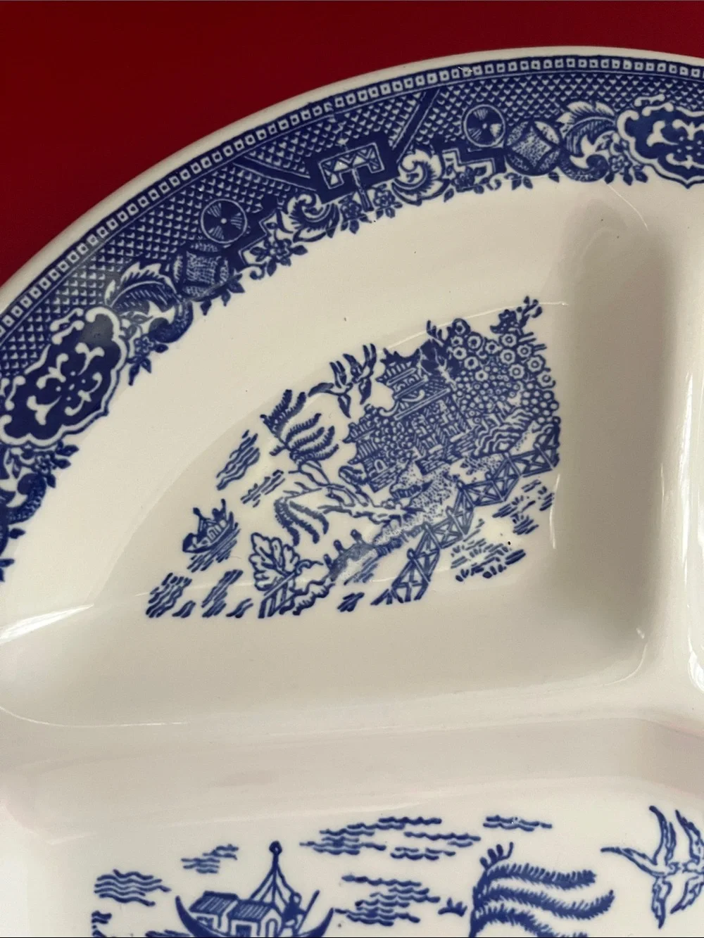 Blue Willow Pattern Divided Plate Vintage Royal China 11 3/8”D